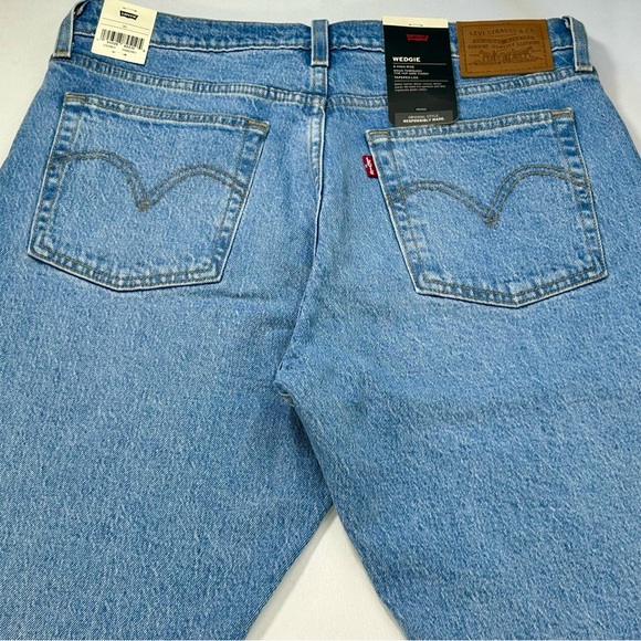 NWT Levi's Wedgie High Rise Jeans Size 30 Women's - Picture 6 of 14